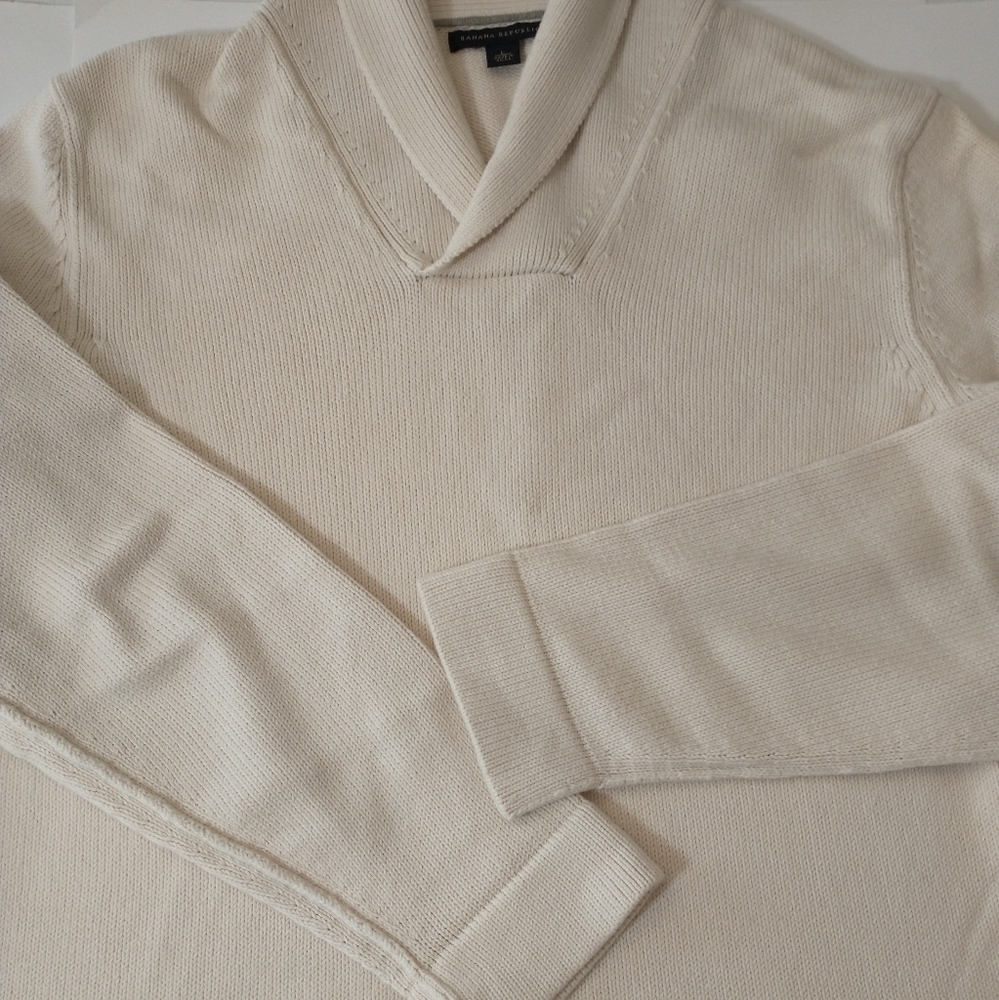 Banana Republic Men's Large Beige V-neck Sweater, 100% Cotton